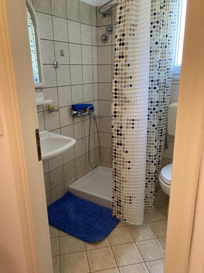 Agkyra Rooms Aladhinon Esterno foto