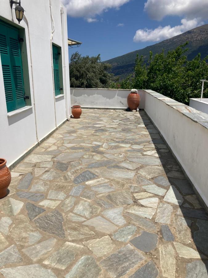 Agkyra Rooms Aladhinon Esterno foto