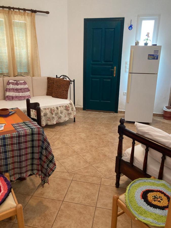 Agkyra Rooms Aladhinon Esterno foto